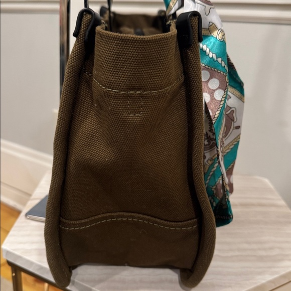 Marc Jacobs Bag Signet Canvas Olive Green Logo Tote - Picture 8 of 17